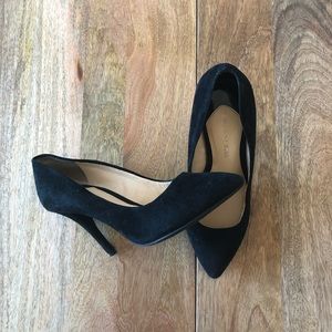 Gianni Bini Suede Pumps